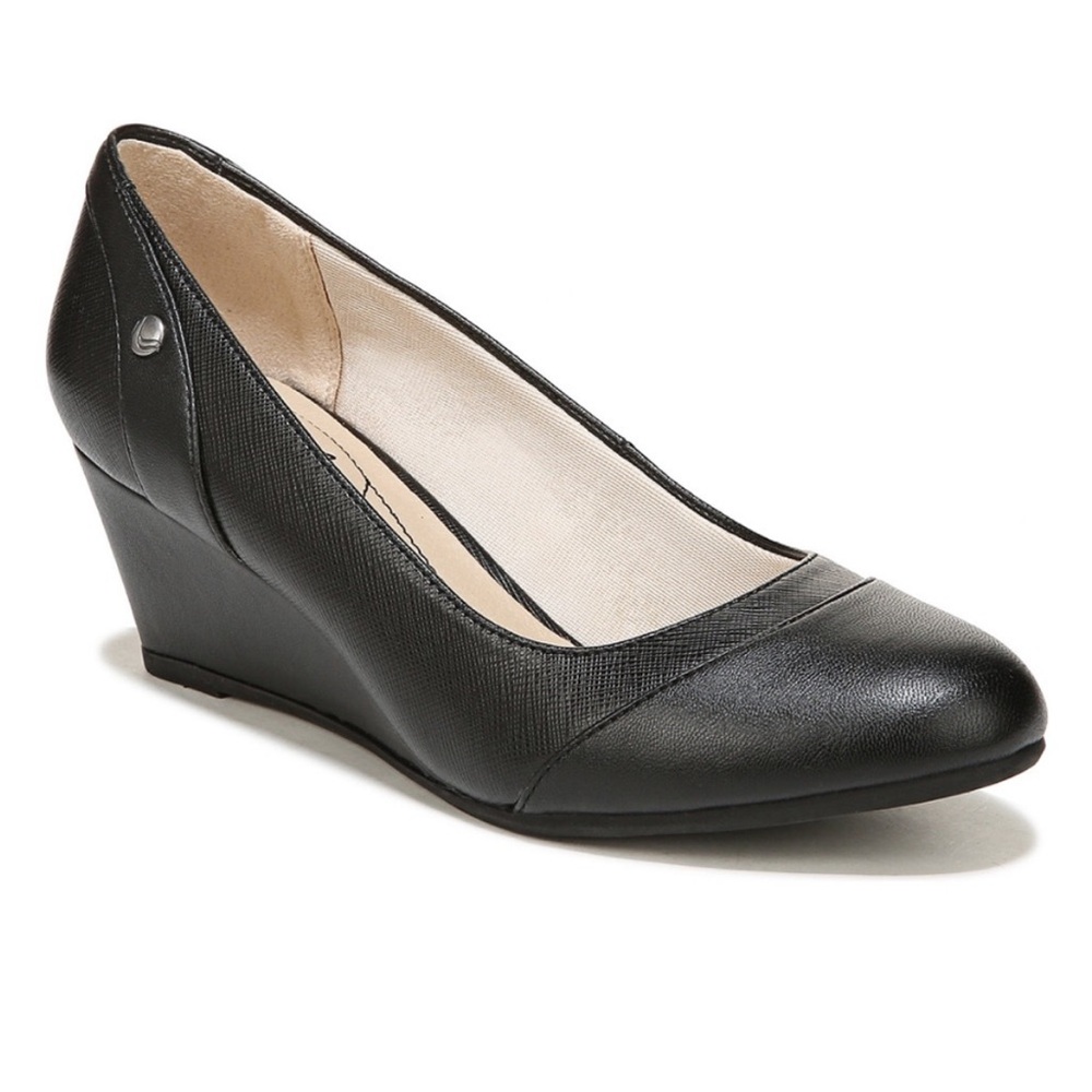 LifeStride Dreams Wedge Dressy Pumps- Wide Width- Size 7.5W